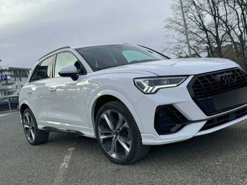 Авто Audi Q3 2022 № 8044612
