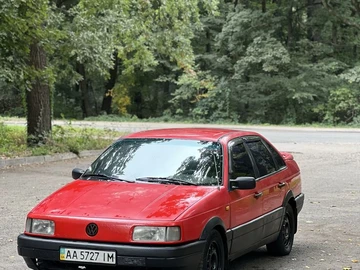 Авто Volkswagen Passat Sedan 1991 № 8044657