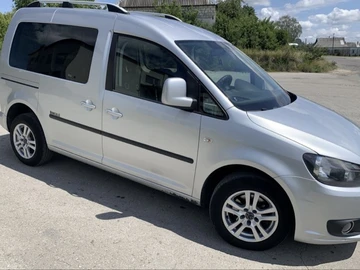 Авто Volkswagen Caddy 2011 № 8044663