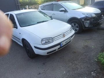 Авто Volkswagen Golf 1999 № 8044813