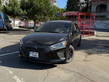 Авто Hyundai Ioniq 2017 № 8044832