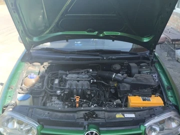 Авто Volkswagen Golf 1999 № 8044855