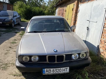 Авто BMW 5 Серия 1989 № 8045017