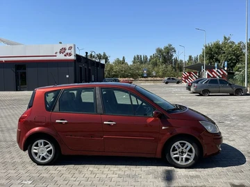 Авто Renault Scenic Ii 2008 № 8045018