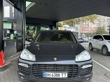 Авто Porsche Cayenne Turbo S 2008 № 8045021