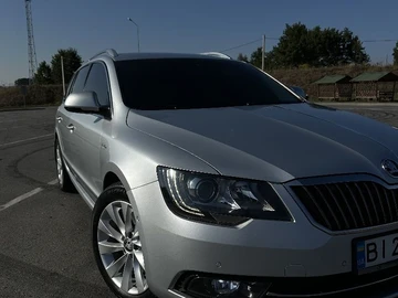 Авто Skoda Superb 2014 № 8045029