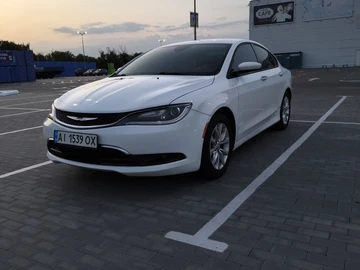 Авто Chrysler 200 2014 № 8045077