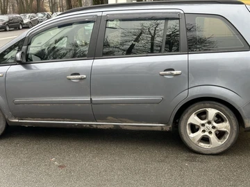 Авто Opel Zafira 2006 № 8045192