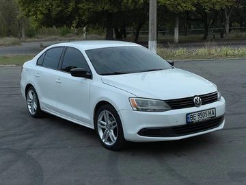 Авто Volkswagen Jetta 2012 № 8045210