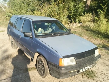 Авто Opel Kadett 1986 № 8045418