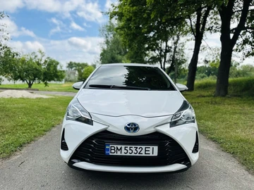 Авто Toyota Yaris 2020 № 8045471