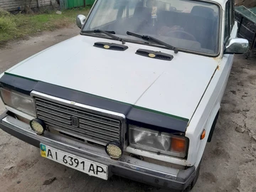 Авто ВАЗ 2107 1989 № 8045585
