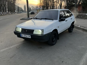 Авто ВАЗ 2109 1992 № 8045596