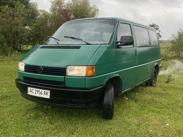 Авто Volkswagen Transporter 1994 № 8045724