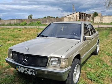 Авто Mercedes 190 1985 № 8045807