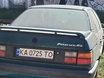 Авто Volkswagen Passat Sedan 1991 № 8045817