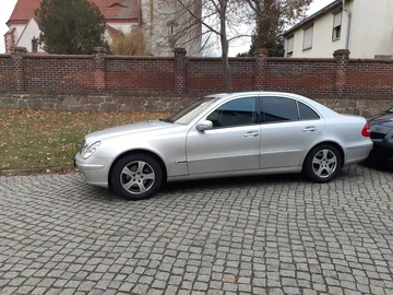 Авто Mercedes E Серия 2004 № 8046014