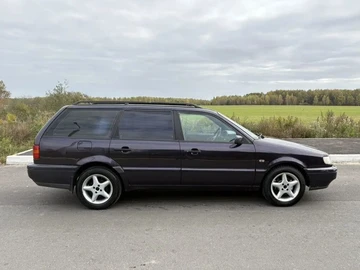 Авто Volkswagen Passat Hatchback 1996 № 8046031