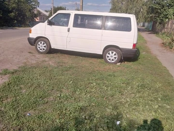Авто Volkswagen Transporter 1994 № 8046127