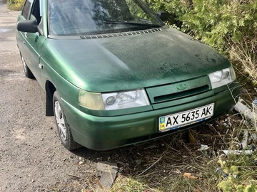 Авто ВАЗ 2110 1999 № 8046316