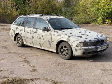 Авто BMW 5 Серия 1999 № 8046359