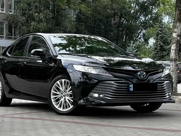 Авто Toyota Camry 2019 № 8046371