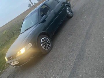 Авто Opel Vectra 2000 № 8046374