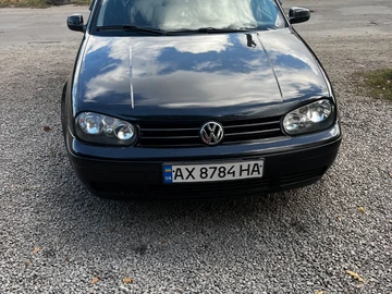 Авто Volkswagen Golf 1999 № 8046514