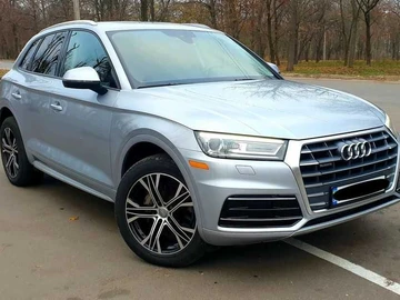 Авто Audi Q5 2018 № 8046519