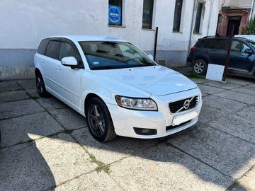 Авто Volvo V50 2012 № 8046623
