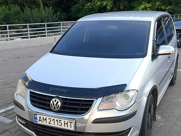 Авто Volkswagen Touran 2007 № 8046627
