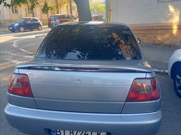 Авто Daihatsu Charade 1997 № 8046660