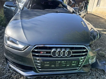 Авто Audi A4 2015 № 8046664