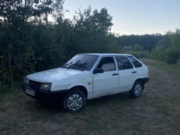 Авто ВАЗ 2109 1988 № 8046827