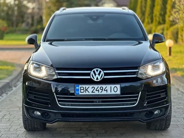 Авто Volkswagen Touareg 2012 № 8047004