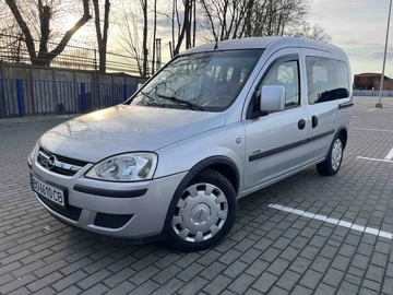 Авто Opel Combo 2005 № 8047048