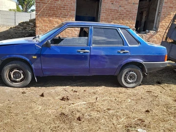 Авто ВАЗ 21099 2000 № 8047189