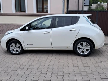 Авто Nissan Leaf 2013 № 8047381