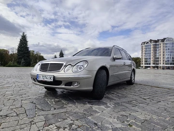 Авто Mercedes 220 2004 № 8047384