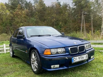 Авто BMW 3 Серия 1993 № 8047417