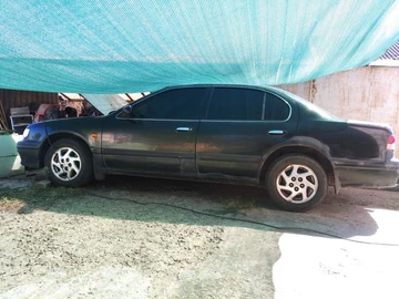 Авто Nissan Maxima 1995 № 8047470