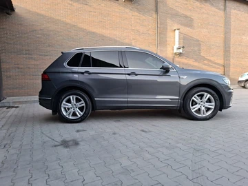 Авто Volkswagen Tiguan 2017 № 8047472
