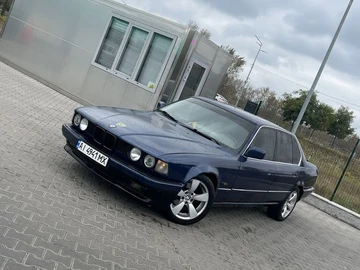 Авто BMW 7 Серия 1989 № 8047521