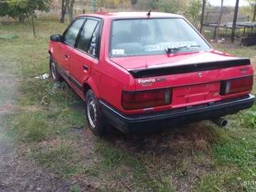 Авто Mazda 323 1985 № 8048001