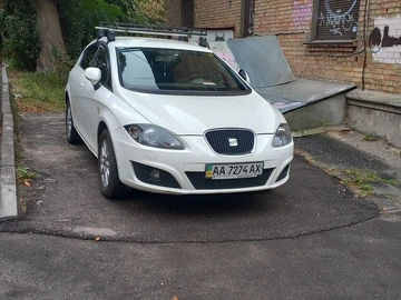 Авто SEAT Leon 2010 № 8048005