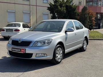 Авто Skoda Octavia 2012 № 8048035