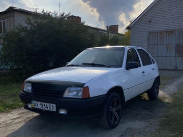 Авто Opel Kadett 1989 № 8048076