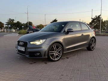 Авто Audi A1 2011 № 8048432