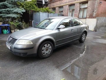 Авто Volkswagen Passat Sedan 2004 № 8048452
