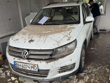 Авто Volkswagen Tiguan 2018 № 8048453